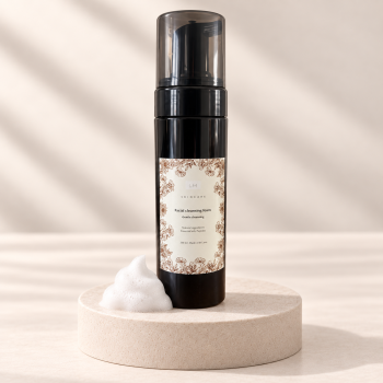 LM-Facial  Cleansing foam, 150 ml, LM- Renseskum til alle hudtyper.